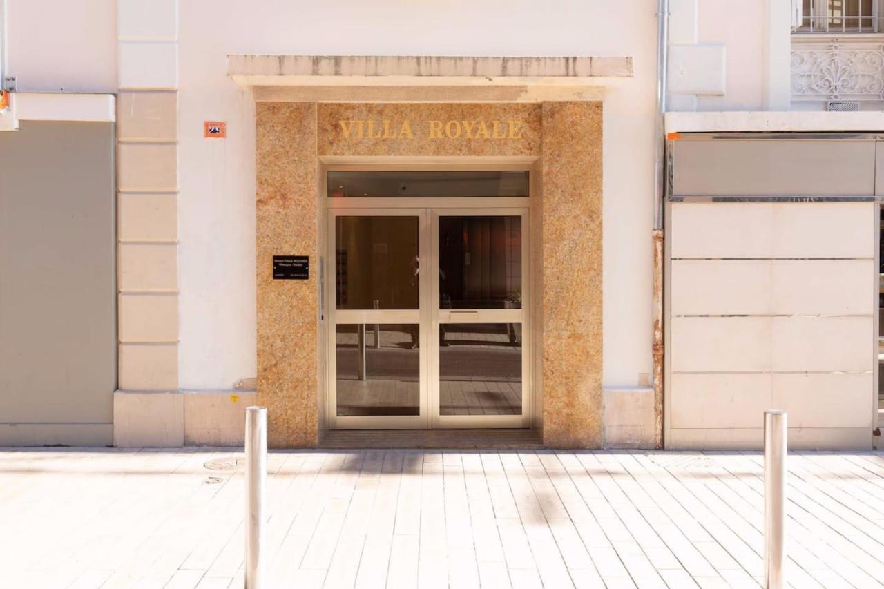 Magnificent Renovated 4-Room Apartment - Croisette Carre D'Or Cannes Luaran gambar